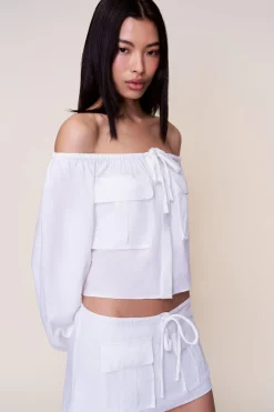 Akiko Top