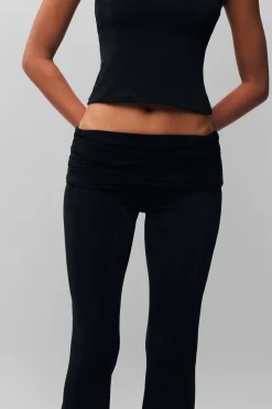Azia Pant