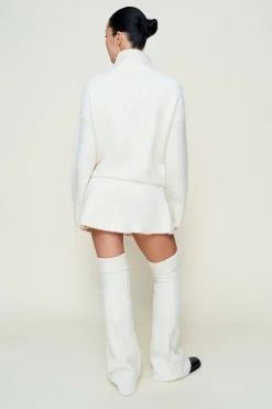 Mila Zip Up