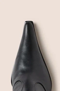 The Bobby Boot